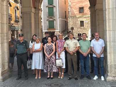 El Ayuntamiento de Cuenca realiza un minuto de silencio por las víctimas del incendio de Los Gallardos, en Almería