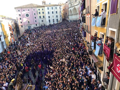 Cuenca contará con refuerzo de Policía Nacional, puestos de emergencia y sanitario, y Punto Violeta en la madrugada del Viernes Santo